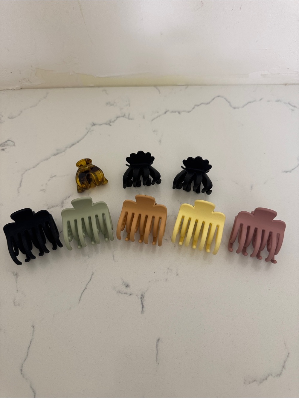 Assorted Matte & Tortoiseshell Kids Hair Claw Clips - Set of 8